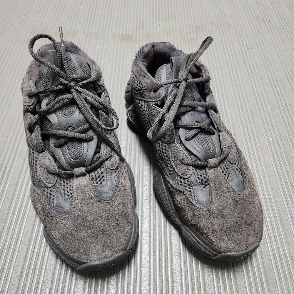 Adidas Yeezy 500 Utlility Black 9.5